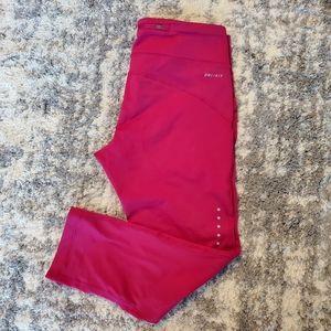 Nike Crop Leggings